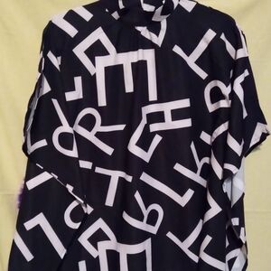 Black and White Geometric Blouse with Long Sleeves